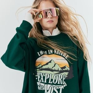 H&M Oversized Sweatshirt with Motif
